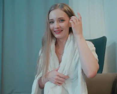 Смотреть порно: Случай с молодой соседкой - когда захлопнулась дверь