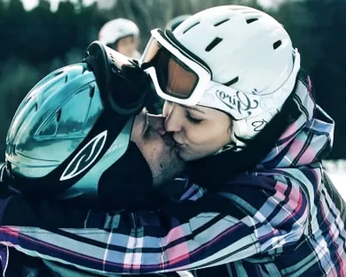 Смотреть порно: Красивое порно с влюбленными со страстным сексом и настоящим наслаждением