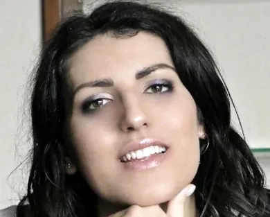 Смотреть порно: Опытная французкая дама приехала к Вудману ради двойного анала