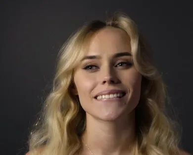 Смотреть порно: Вернулась домой пьяненькая, отсосала спящему мужу и получила кремпай в киску