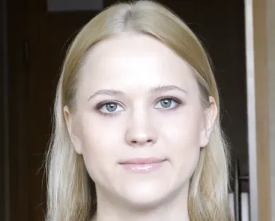 Смотреть порно: Очень милая русская девушка приехала на кастинг